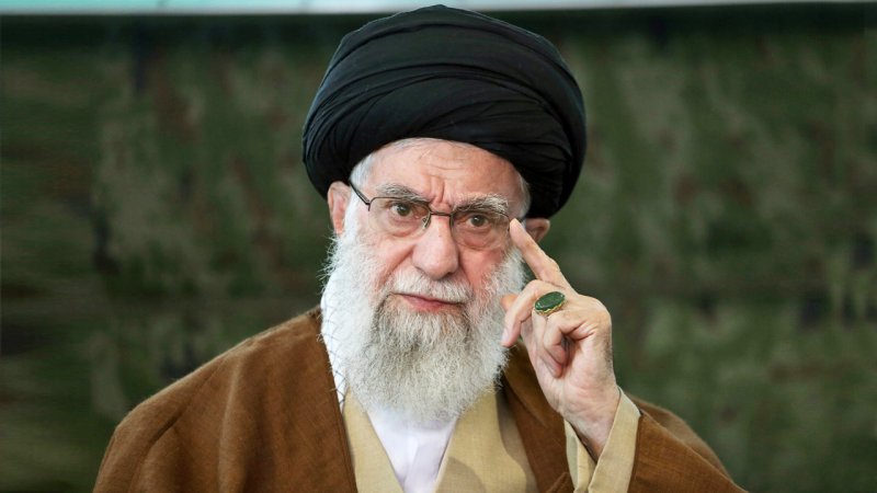 نظر رهبر انقلاب درباره وزیر پیشنهادی اقتصاد به روایت پزشکیان