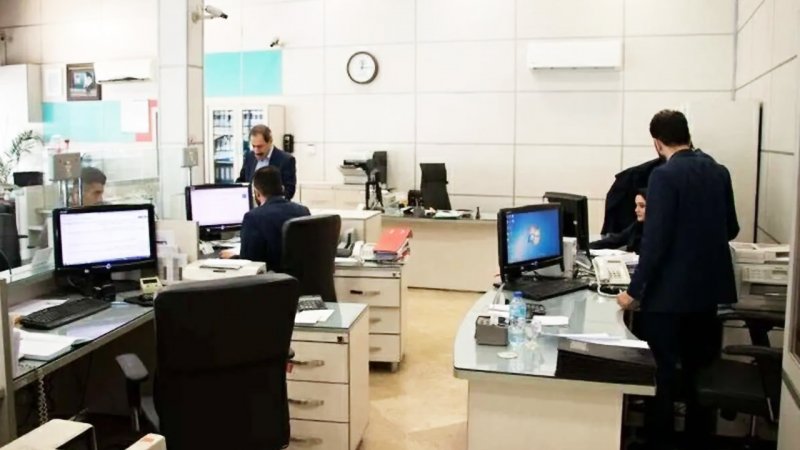 کارمندان دولت بخوانند/ تعطیلی ادارات تهران تمدید شد؟