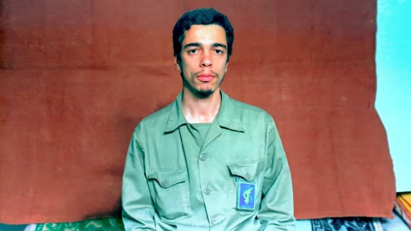 اولین باری که سرلشکر محمد باقری داخل قبر خوابید!+ عکس