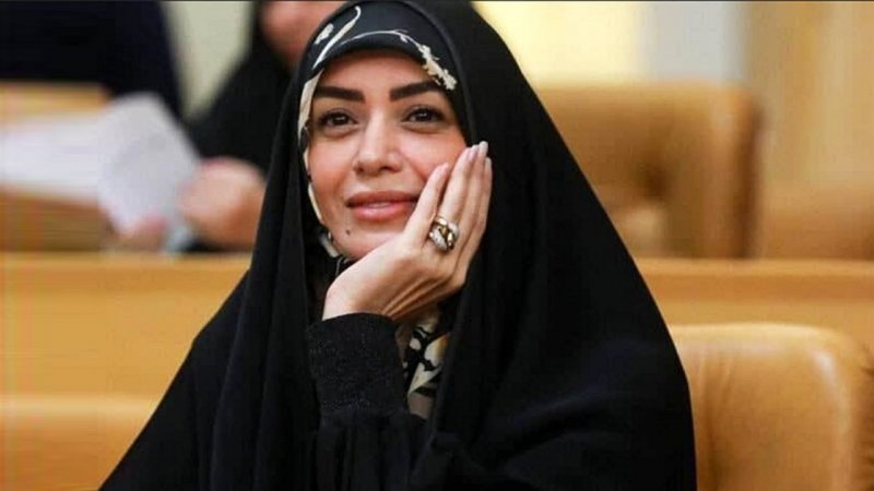 تصویر جدید و متفاوت از الهام چرخنده+ عکس