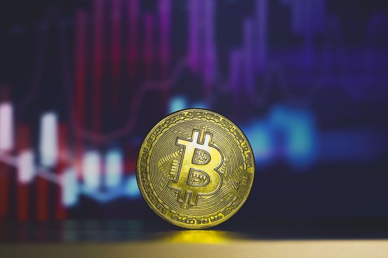 قیمت بیت‌کوین به بالاترین رقم در تاریخ رسید/ پیش بینی باور نکردنی!