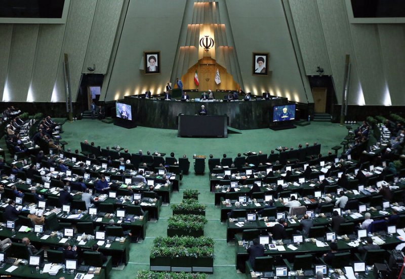 آغاز صحن مجلس با دستورکار لایحه حمایت از ایرانیان خارج از کشور
