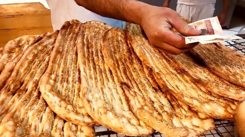 نان در تهران رسما گران شد/ قیمت جدید نان لواش، تافتون، سنگک و بربری اعلام شد