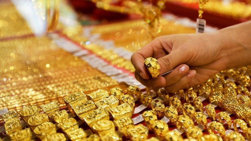 دلیل خرید طلا در ۱۳ صفر / امروز برای حاجت روایی طلا بخریم؟ + حکم مراجع تقلید