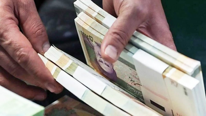 واریز یک میلیارد دلاری به دولت پزشکیان به دستور رهبر انقلاب