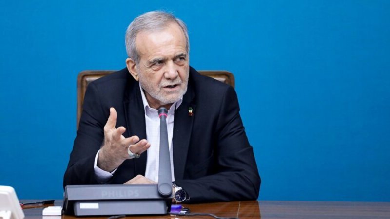 پزشکیان: این مدیران به درد نمی خورند؛ دستور مهم پزشکیان درباره مدیران 