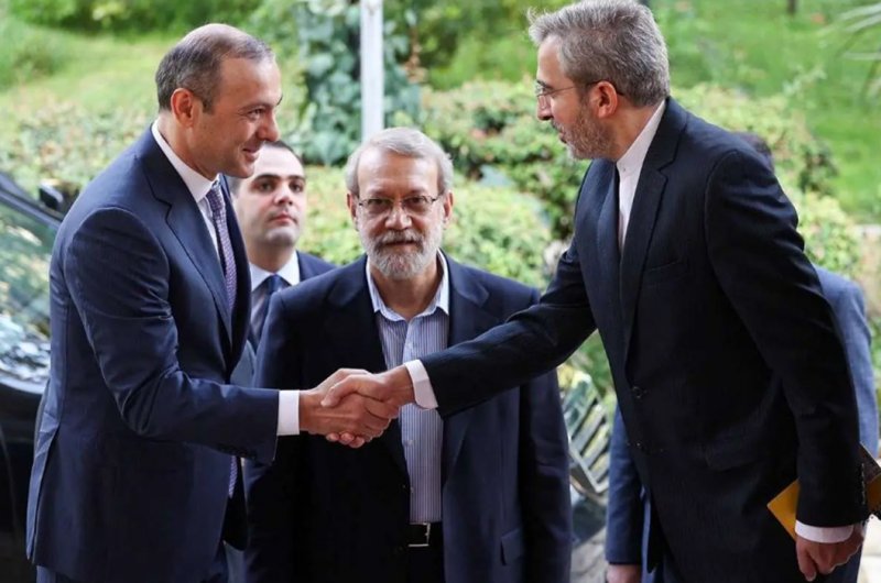 علی باقری از لاریجانی پُست گرفت