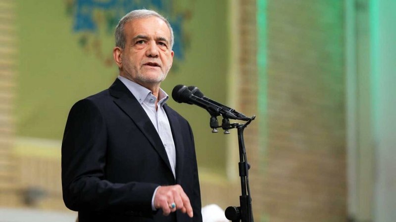 پزشکیان: به کسی که این مشکل را حل کند ۱۰۰ میلیارد تومان می‌دهم