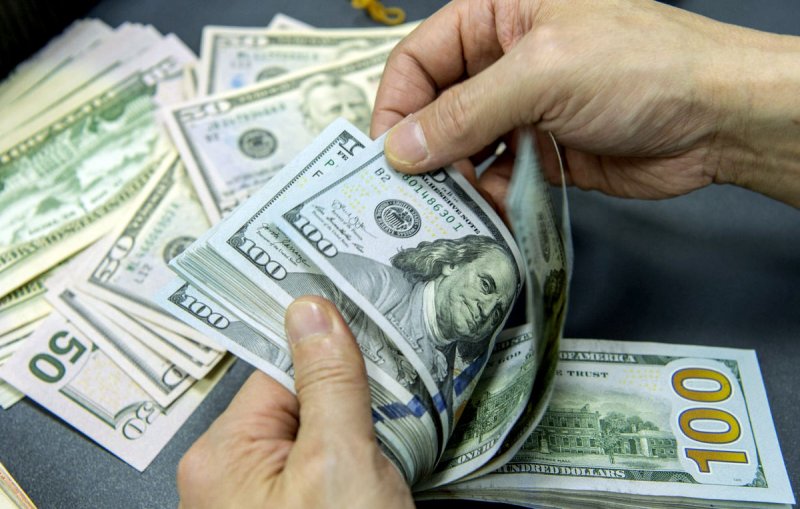 سیاست تک‌نرخی شدن ارز کلید خورد