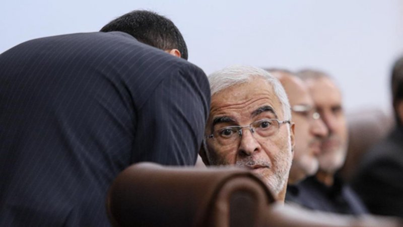 یک بام و دو هوای استخدام در دولت وفاق!