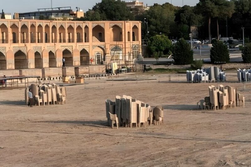 یک زاینده‌رود بی‌آب و دو کنسرت بی‌جان!
