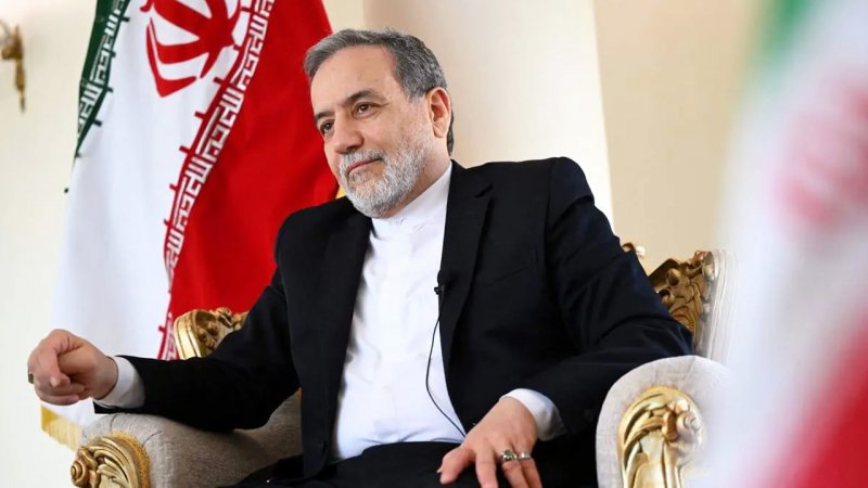 عراقچی: امیدوارم ایران با این کشور در جام جهانی همگروه نشود!