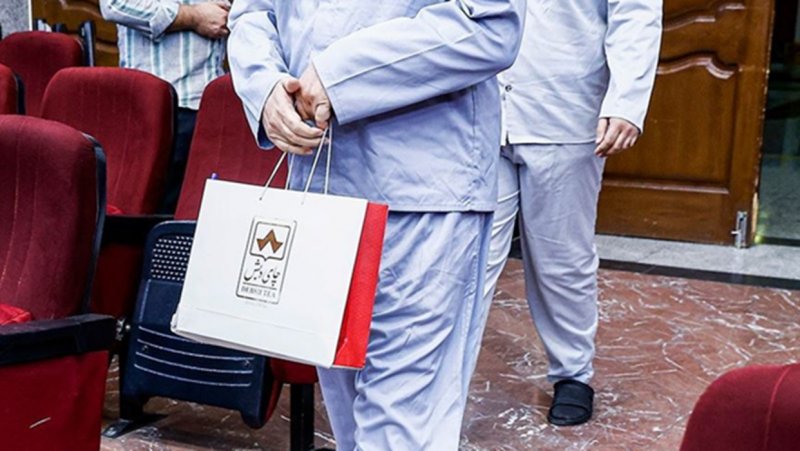 بمب بانکی چای دبش؛ دریافت ۱۴۳ وام فقط از یک بانک دولتی