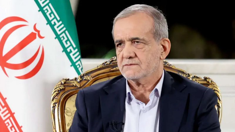 چه کسانی و چرا اصرار دارند رئیس جمهور استعفا دهد؟