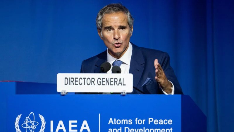 گروسی بار دیگر خواستار دسترسی آژانس اتمی به سایت‌های آسیب‌دیده در ایران شد