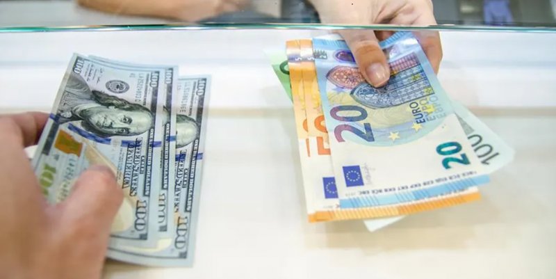 نرخ ارز در بازارهای مختلف 10 آبان ماه/ دلار و یورو چند؟ نرخ ارز در بازارهای مختلف 10 آبان ماه/ دلار و یورو چند؟