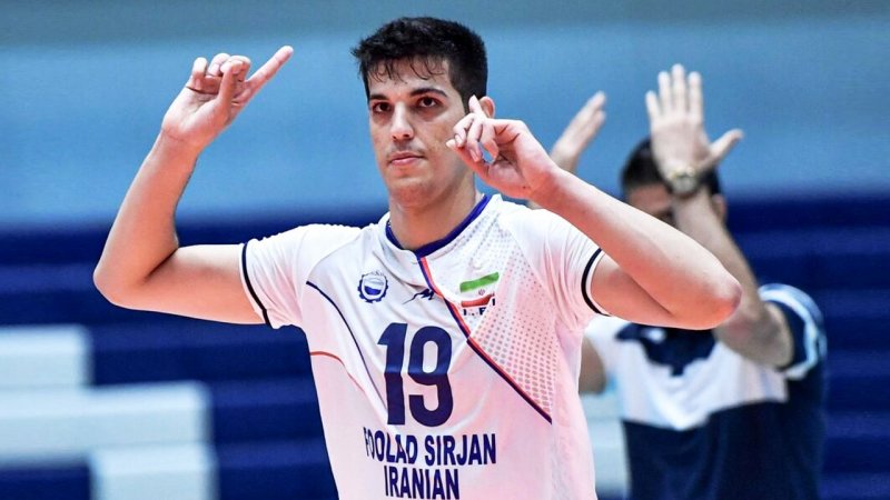 روایت والیبالیست روس از حادثه صابر/ دوربینها خاموش بود و کمکرسانی ۲۰ دقیقه طول کشید روایت والیبالیست روس از حادثه صابر/ دوربینها خاموش بود و کمکرسانی ۲۰ دقیقه طول کشید