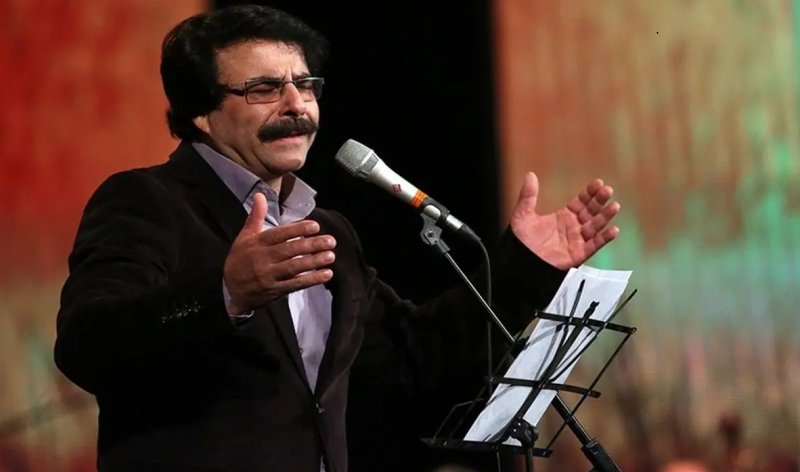 علیرضا افتخاری عزادار شد