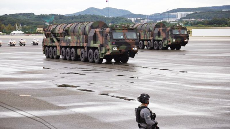 «هیولا»‌ وارد میدان شد/ موشک بالستیک با ۸ هزار کیلوگرم سر جنگی!