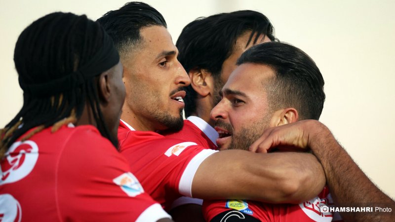 بازگشت آقای گل به پرسپولیس قطعی شد/ جابه‌جایی مهم برای سرخ‌ها