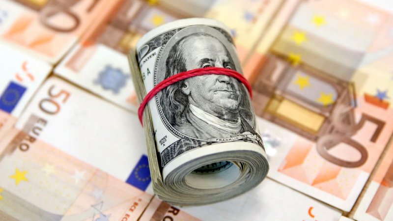 نرخ ارز در بازارهای مختلف 27 آبان ماه/ دلار و یورو کاهشی شد+ جدول