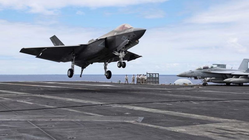 سر بن سلمان کلاه رفت؟ افشای پشت پرده فروش اف ۳۵ به عربستان