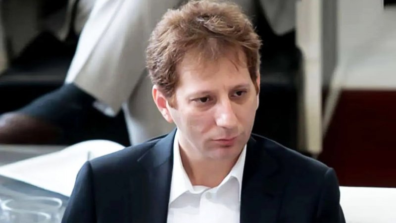 پلیس: بابک زنجانی خارج از اندازه خودش حرف می‌زند