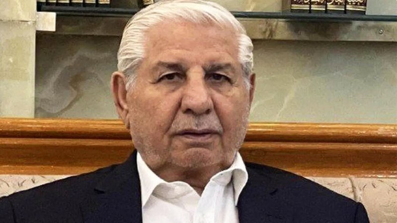 تمام فرش های اهدایی انصاری از حرم امام حسین(ع) جمع آوری شد+ تصاویر