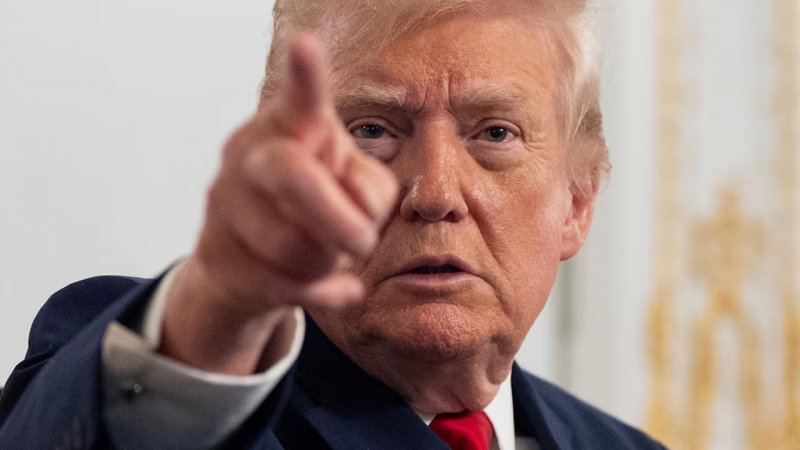 جزئیات جدید از یک تماس محرمانه/ ترامپ: تا فرصت داری کناره‌گیری‌ کن