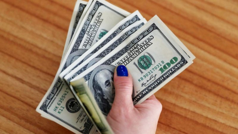 قیمت دلار، یورو و سایر ارزها امروز ۹ آذر/ دلار از سقف تاریخی عبور کرد