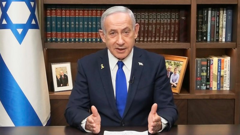 سوال خبرنگار نیویورک‌تایمز از نتانیاهو: فکر می‌کنید ایران در مورد ساخت بمب هسته‌ای کجاست؟