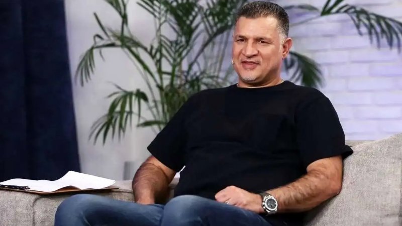 علی دایی و همسرش در تور کویر شهداد + عکس