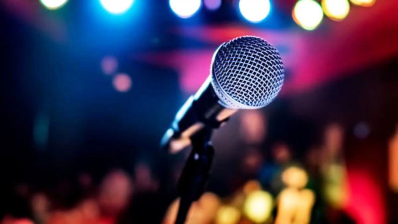 خواننده مشهور لس‌آنجلسی: هر شرطی بگذارند قبول می‌کنم تا به ایران برمی‌گردم!+ عکس