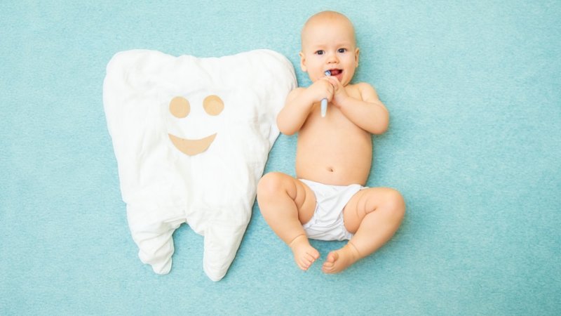 یک اتفاق نادر/ تولد یک نوزاد با دندان در بابل + تصویر