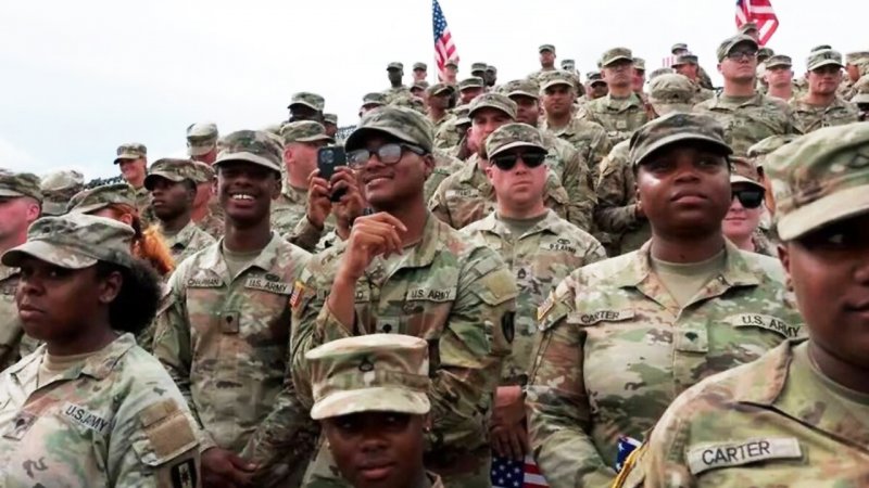 هدیه عجیب ترامپ به سربازان آمریکایی به مناسبت کریسمس