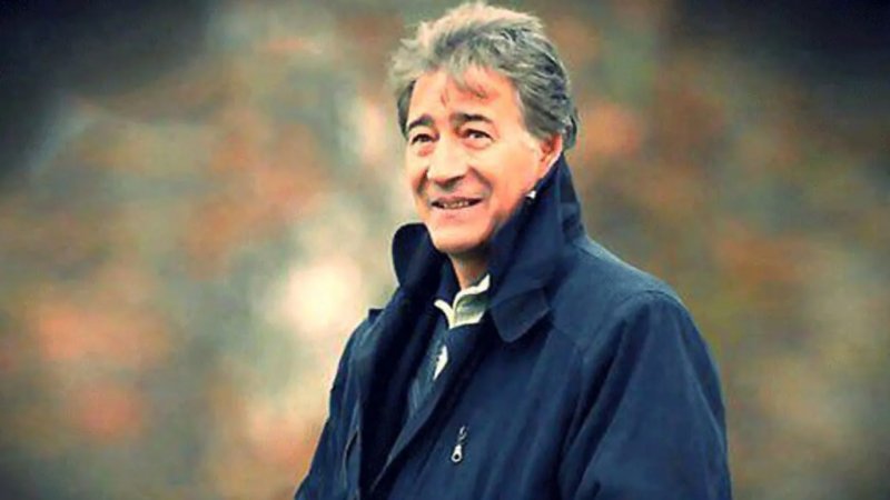 روزگاری بازوبند کاپیتانی را ناصر حجازی و علی دایی و کریم باقری می بستند، امروز ...