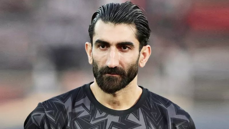 بیرانوند باید در لیگ های پایین بازی می کرد نه تیم ملی/ این فرد بهترین گلر ایران است