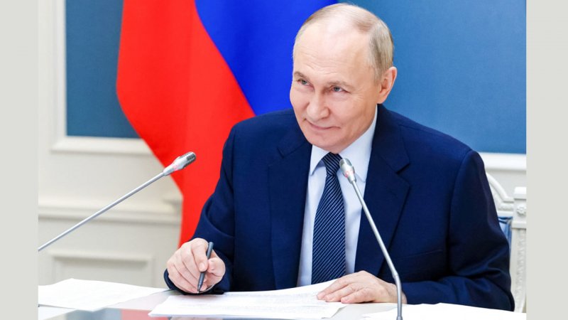 چرا پوتین پس از موضع‌گیری علیه برنامه هسته‌ای ایران در ۲۰۰۸، اکنون از حق ایران دفاع می‌کند؟