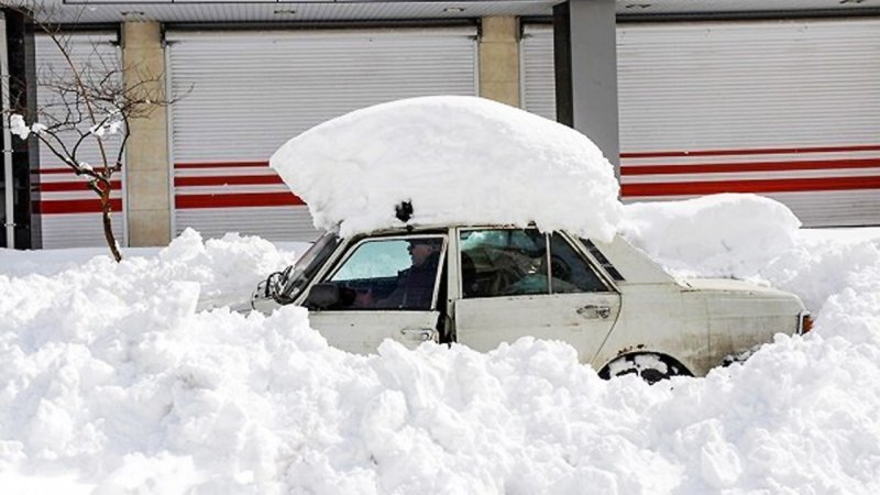 توضیحات رئیس مرکز ملی درباره برف ۶۰ سانتیمتری در تهران/ بارش‌ها ادامه دارد...