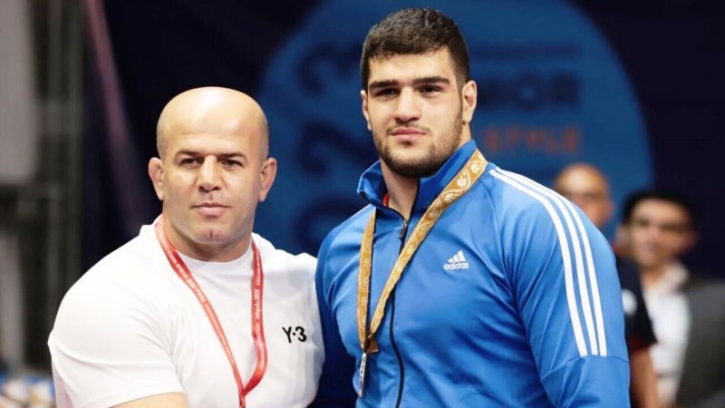 تمام شد؛ تغییر تابعیت و امضای قرارداد ستاره کشتی/دریافتی نجومی در کشور همسایه