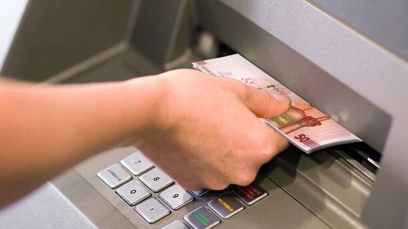 به زودی میلیاردها دلار وارد کشور می شود/ افزایش یارانه ها از این ماه