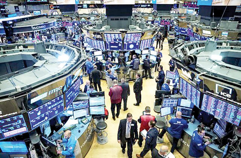 افت شاخص‌های وال استریت در آخرین روز سال