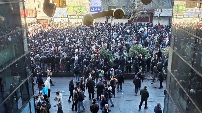 حمایت جنتی از اعتراضات بازاریان: شرایط فعلی با حوادث سال ۹۶ متفاوت است