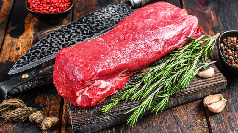 قیمت جدید گوشت قرمز رسما اعلام شد/ چرخ کرده گوساله و گوسفندی چند؟