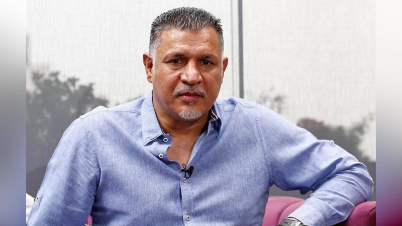 حمله علی دایی به نماینده مجلس: عینکی که من وارد کردم ۵۰دلار است، عینک خودتان ۱۵۰۰ دلار