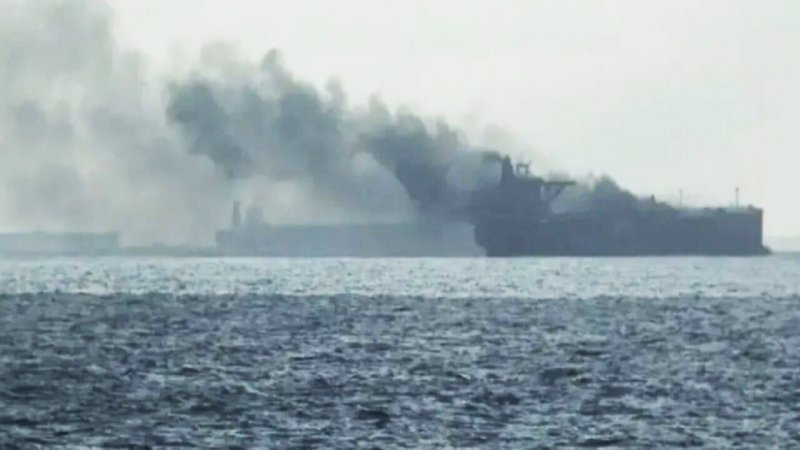 حمله پهپادی به ۳ نفتکش؛ چه کسی پشت حملات به نفتکش‌هاست؟