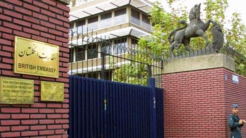 فوری/ کارکنان سفارت انگلیس از ایران خارج شدند