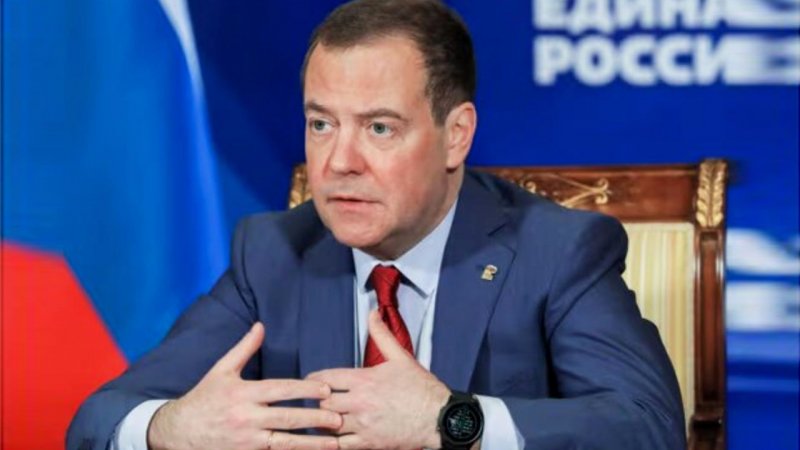 روسیه: کشورهای اروپایی گرینلند را به آمریکا «تسلیم» خواهند کرد