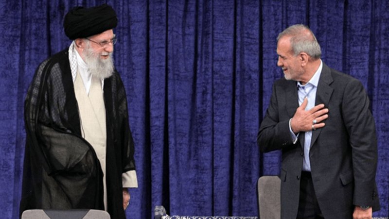 پزشکیان: تعرض به رهبر انقلاب به‌منزله جنگ تمام عیار با ملت ایران است