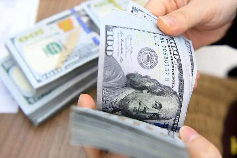 تشریح سازوکار جدید ارزی کشور توسط وزیر اقتصاد